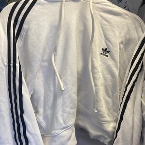 Adidas cropped hoodie, small stain on Bottom of right sleeve. good condition.